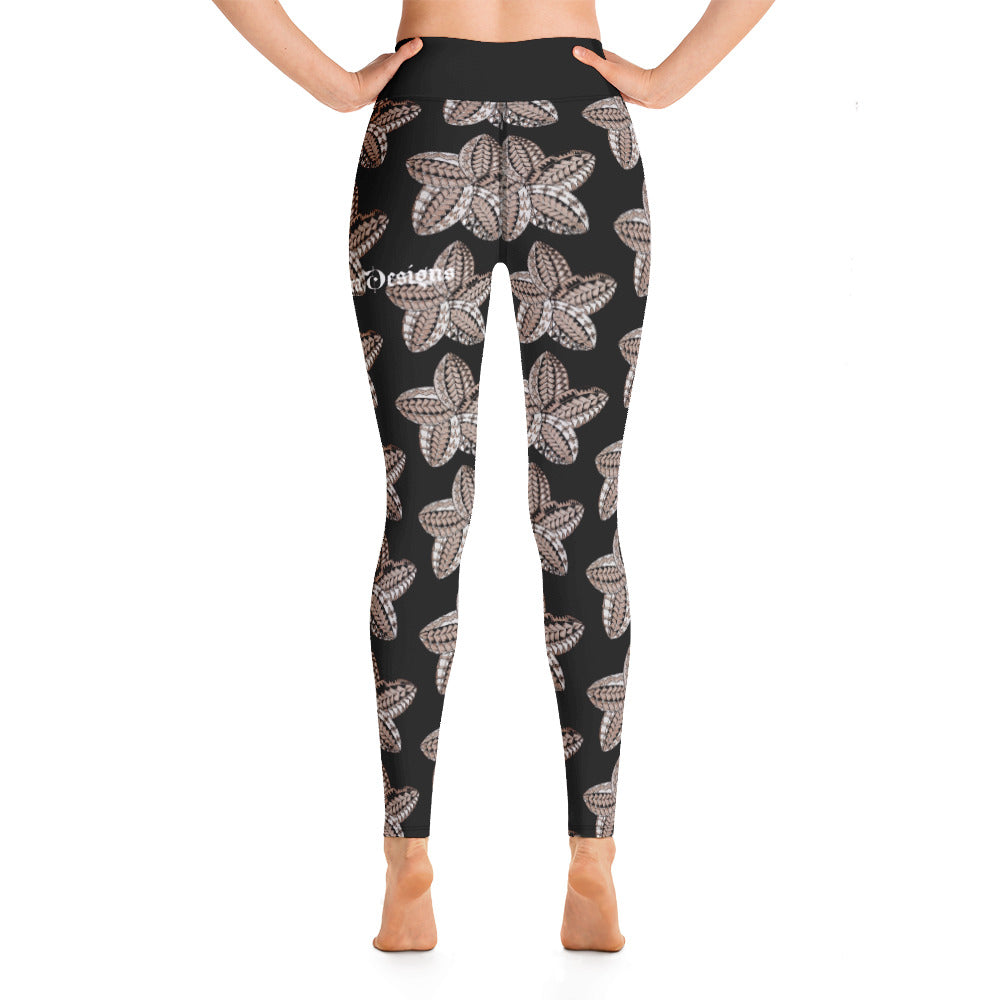 Samoan flower Sepia Yoga Leggings